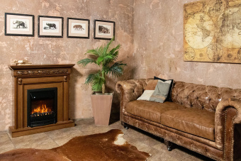 Royal Flame Каминокомплект Valletta - Орех с очагом Majestic FX M Black