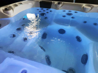 Спа-Бассейн джакузи AQUAMASTER SPA Siber
